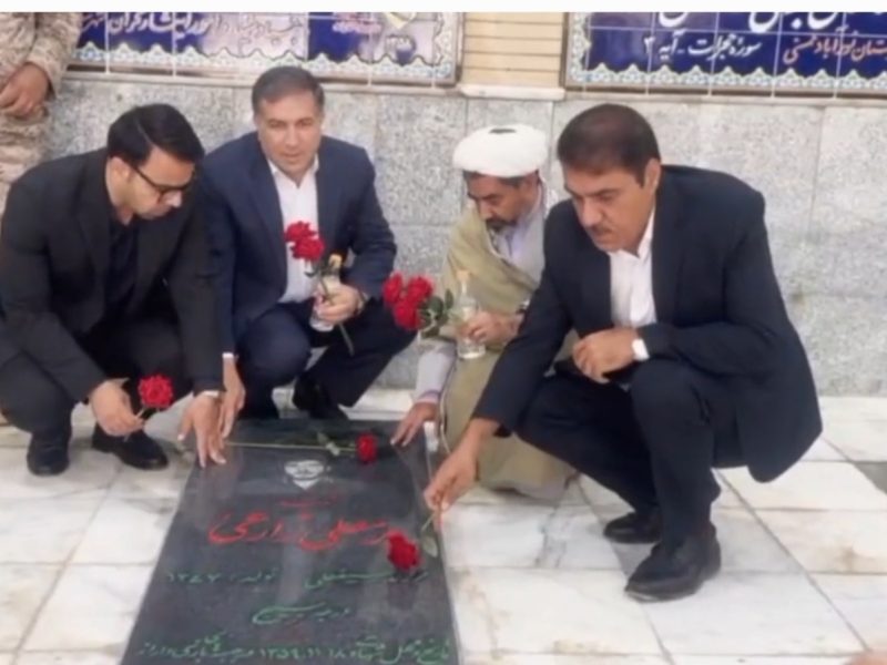 پیمانِ خدمت در جوارِ یارانِ سفرکرده