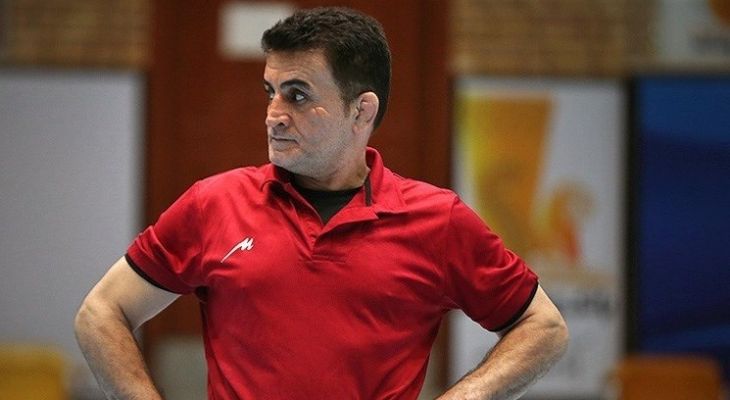 ۲۶,۰۰۰,۰۰۰,۰۰۰ حقوق مربی ایرانی در آذربایجان